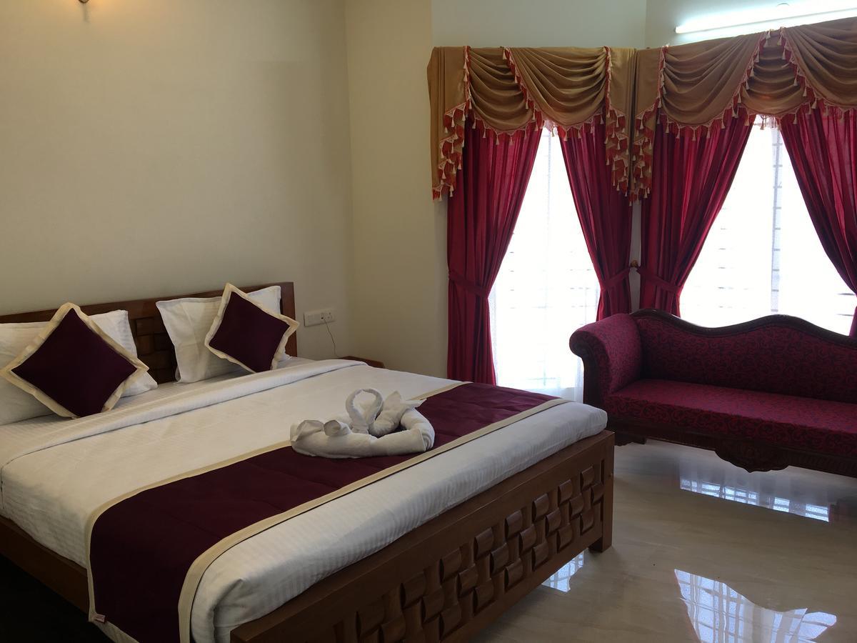 Armster Palace Утакаманд Экстерьер фото