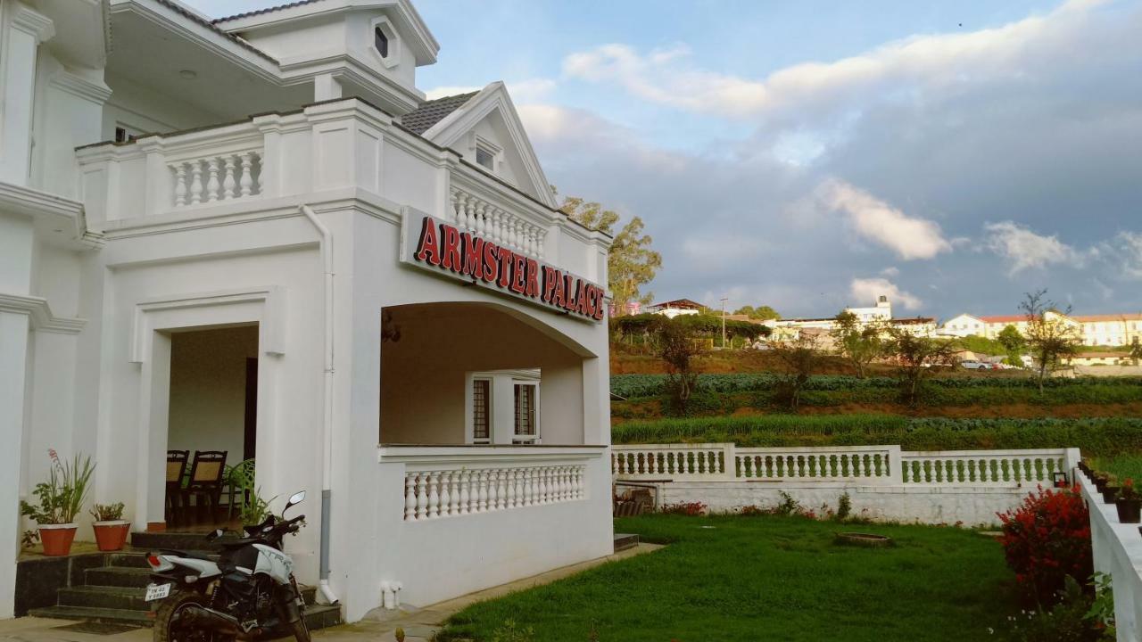 Armster Palace Утакаманд Экстерьер фото